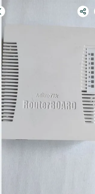 MikroTik hAP ac RB962UiGS-5HacT2HnT двубандов рутер със SFP и PoE