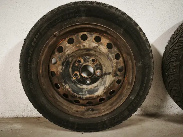 Зимни гуми Michelin Alpin 205/55 R16 със стоманени джанти, 4 бр.
