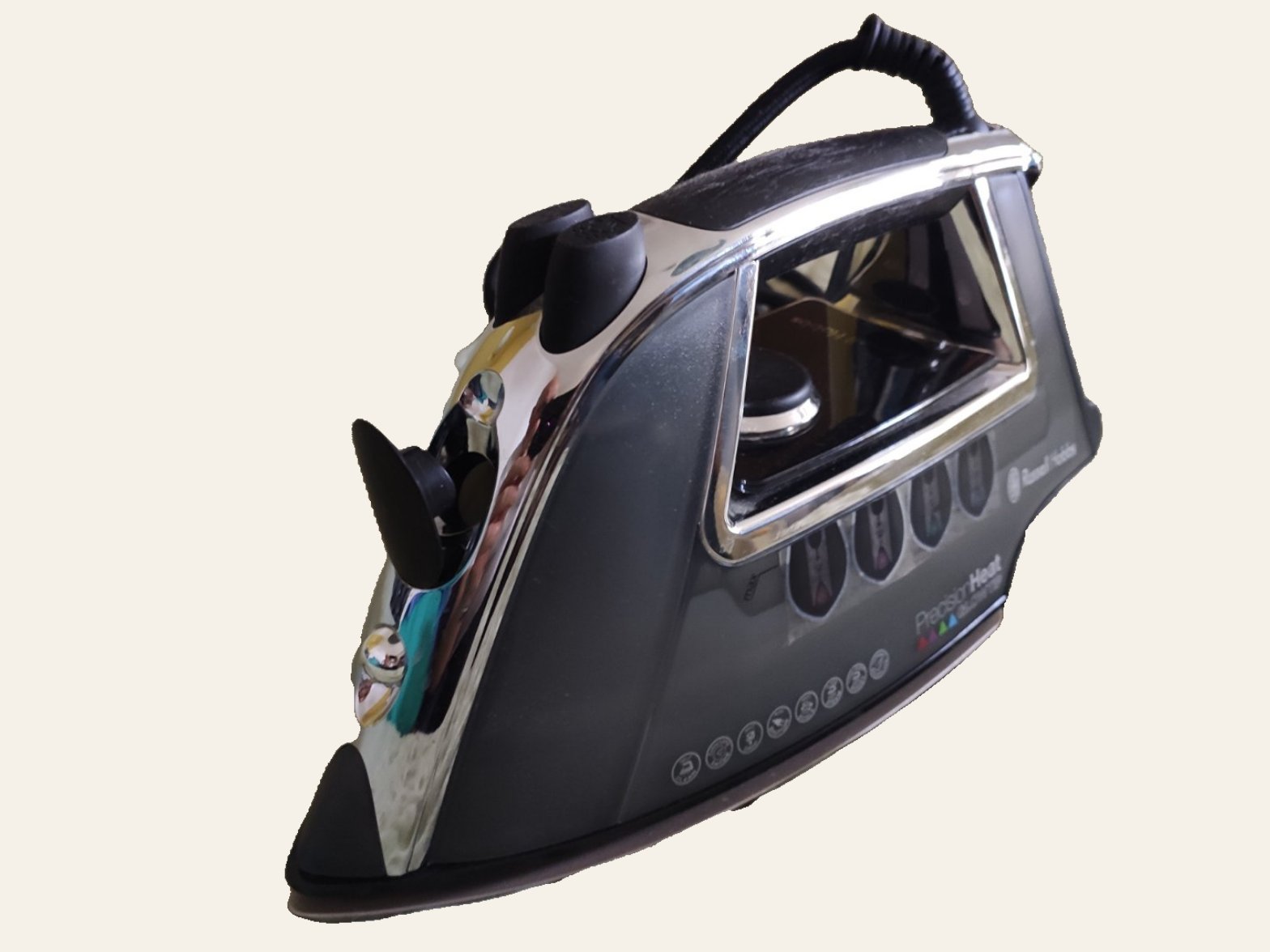 Russell Hobbs Precision Heat GlowTip 2400W парна ютия