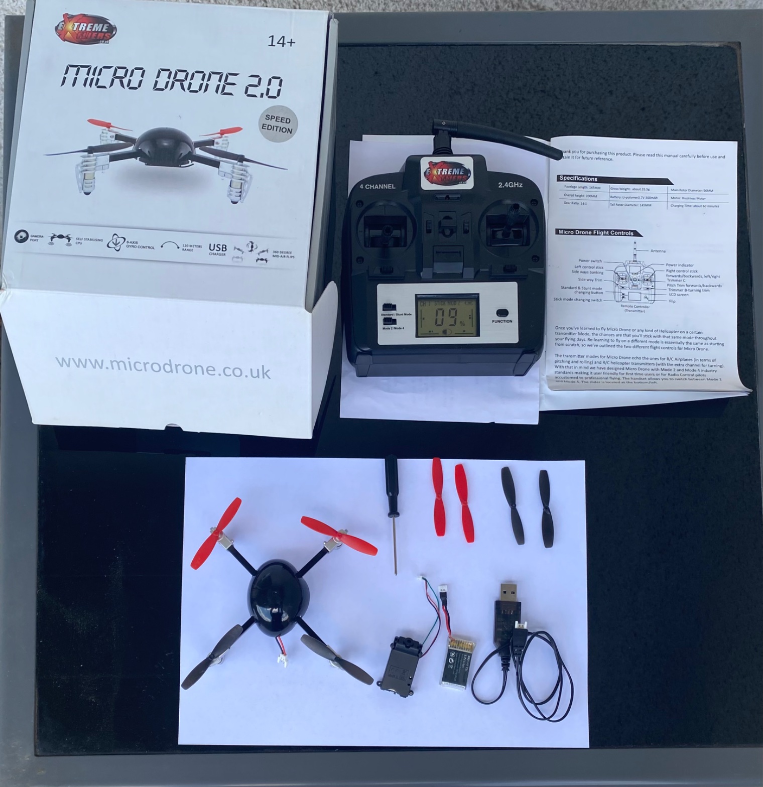 Extreme Fliers Micro Drone 2.0 Speed Edition, с кутия